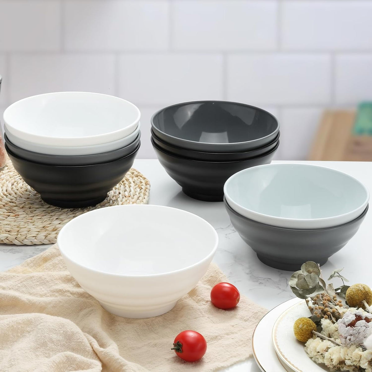 Bestdin Black Dinnerware Set for 4, 16 Pieces Plastic BPA-Free Dinner Plates, Salad Plates, Cereal Bowls, Cups, Unbreakable Plates and Bowls Sets for Kitchen, Microwave and Dishwasher Safe