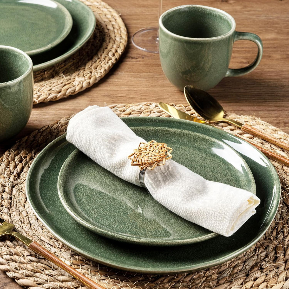 AmorArc Ceramic Dinner Plates Set of 6,10.5 Inch Handmade Reactive Glaze Stoneware Plates,Large Rustic Shape Dinnerware Dish Set for Kitchen, Microwave & Dishwasher Safe,Scratch Resistant-Pearl White