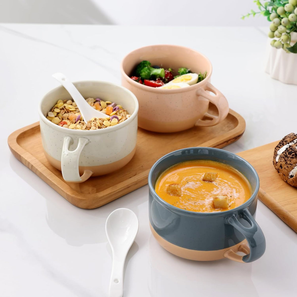 AmorArc Ceramic Soup Mugs with Handles and Lids,24 OZ Soup Cups Set of 2 with Terracotta Underside,Mug Bowls with Spoon for Soup/Cereal/Salad/Noodles/Ramen/Microware &Dishwasher Safe-White &Peach