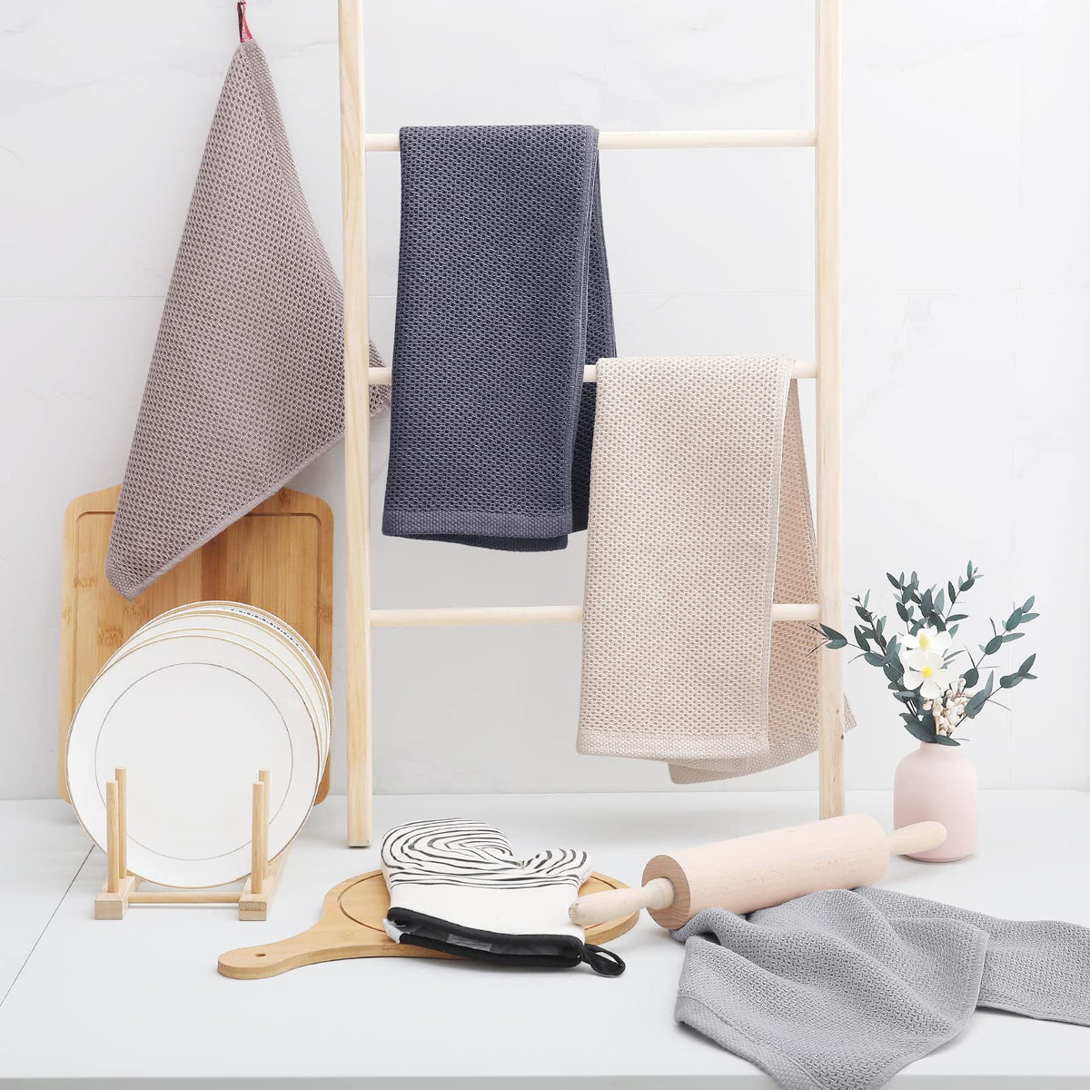 Smiry 100% Cotton Waffle Weave Kitchen Dish Towels, Ultra Soft Absorbent Quick Drying Cleaning Towel, 13x28 Inches, 4-Pack, Dark Grey