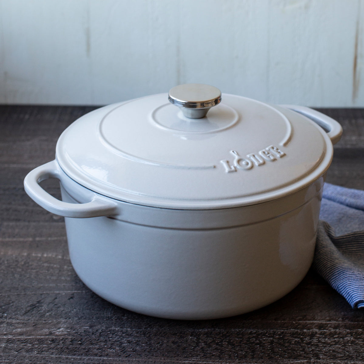 Lodge Cast Iron 5.5qt Indigo Enameled Dutch Oven