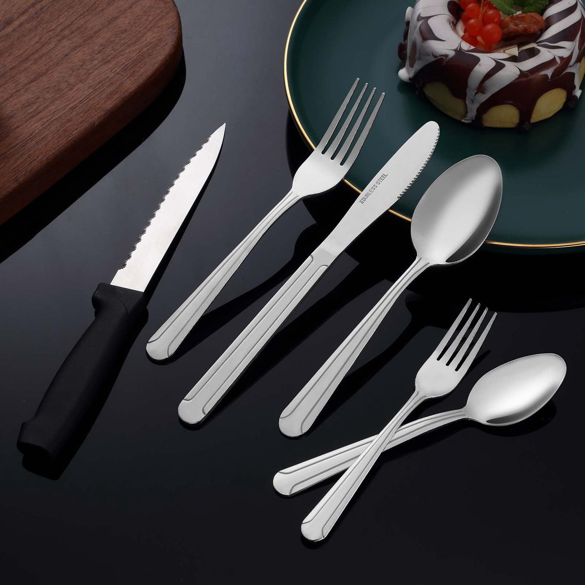 Bestdin 72 Pieces Silverware Set with Steak Knives, Stainless Steel Pattern Design Cutlery Set for 12, Flatware Set Mirror Polished, Tableware Set for Home Kitchen Restaurant Hotel, Dishwasher Safe
