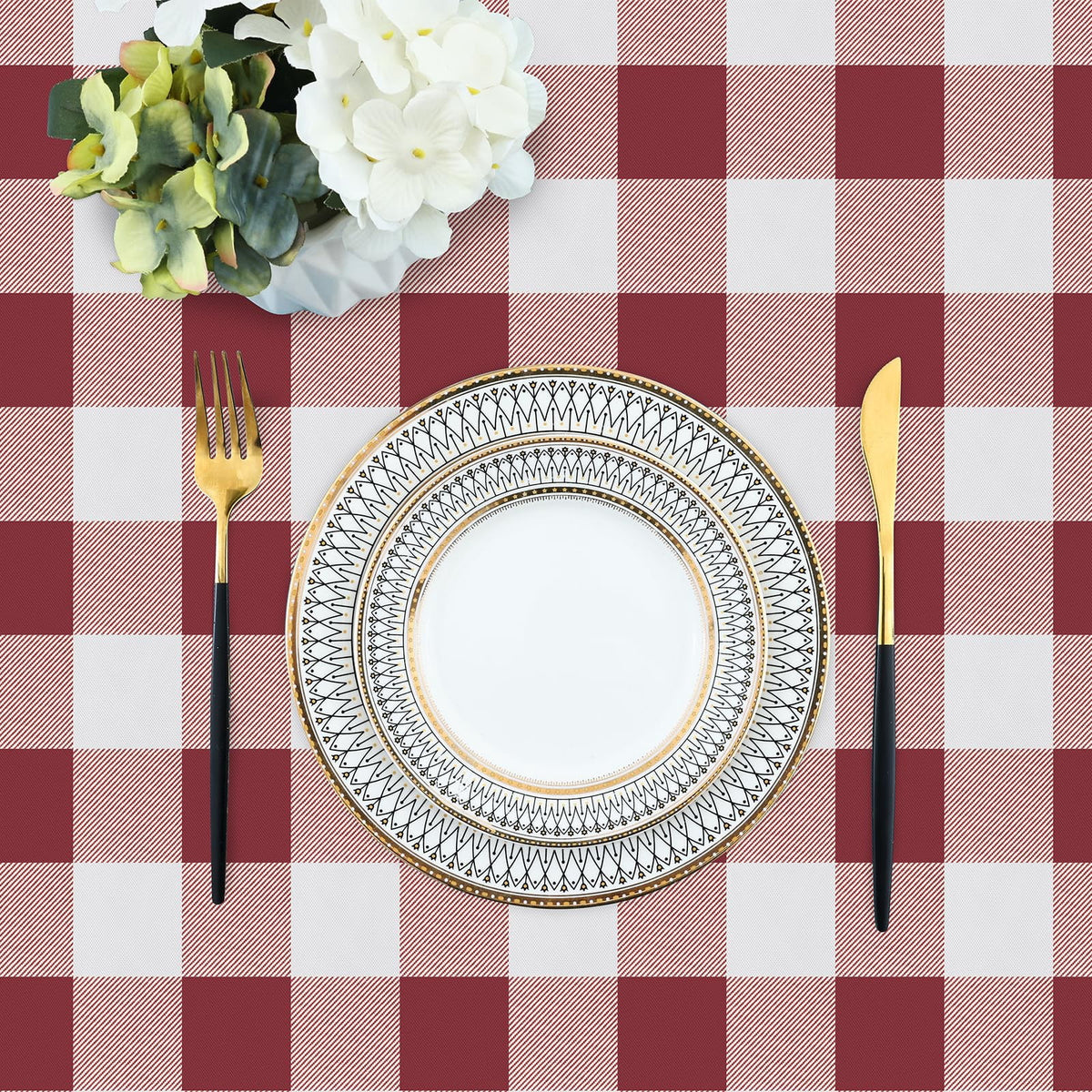 decorUhome Rectangle Tablecloth, Waterproof Vinyl Flannel Backed Table Cloth, Buffalo Wipeable Plastic Table Cover for Kitchen and Outdoor, Black and White, 60" x 84"