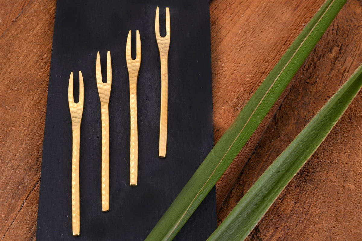 De Kulture Works Burnished Brass Fruit Forks 4 Count