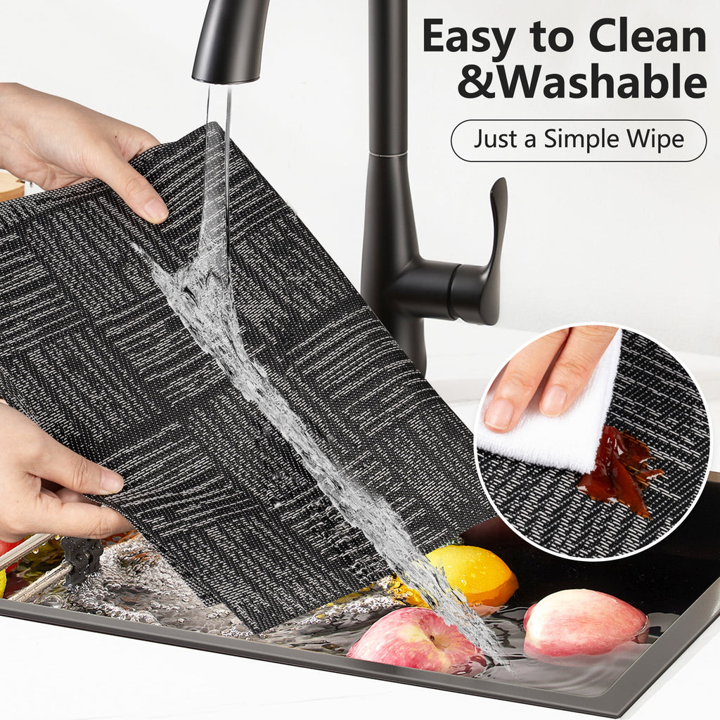 VCVCOO Navy Blue Placemats Set of 4 - Easy Clean Washable PVC Vinyl Placemats - Wipeable Heat Resistant Woven Table Mats for Dining Table - 12x18 inch