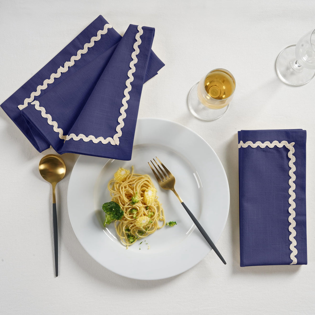 Fingercraft Cloth Napkin, Soft Quality Cotton Linen Blend Fabric, Dinner Napkins with Premium White Lace, 6 Pack, 20”x20” Aqua