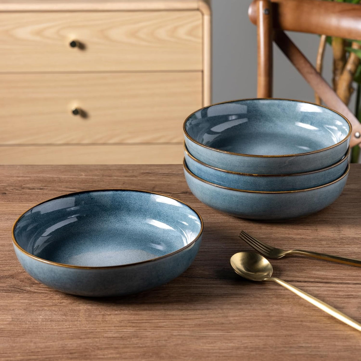 AmorArc 8.75'' Large Ceramic Pasta Bowls, 38oz Stoneware Pasta Serving Bowls Set of 4 for Kitchen, Wide Bowls for Fruit,Pasta,Salad,Oatmeal,Meal, Microwave Safe, Reactive Glaze-Space Blue